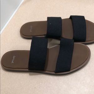 Sanuk Gora Gora sandal- Black